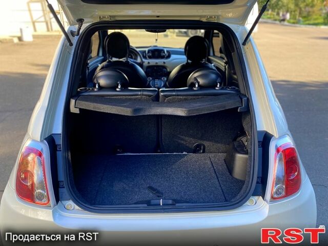 Белый Фиат 500, объемом двигателя 0 л и пробегом 121 тыс. км за 7950 $, фото 8 на Automoto.ua