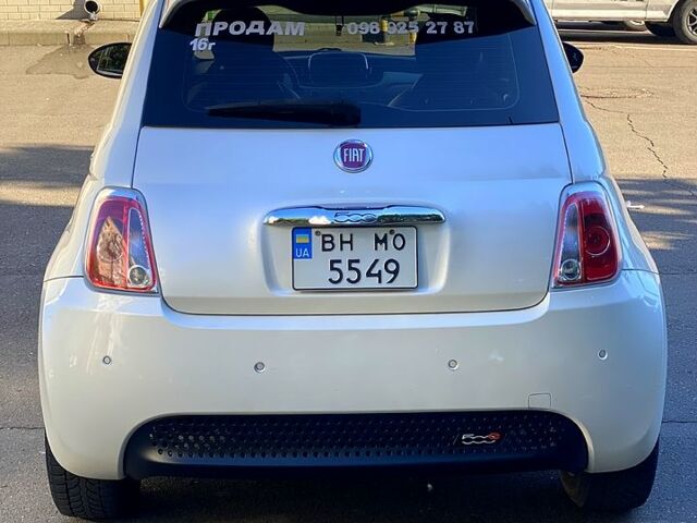 Белый Фиат 500, объемом двигателя 0 л и пробегом 121 тыс. км за 7950 $, фото 1 на Automoto.ua