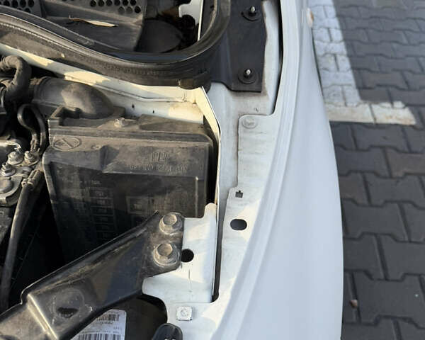 Белый Фиат 500, объемом двигателя 1.37 л и пробегом 107 тыс. км за 9200 $, фото 23 на Automoto.ua