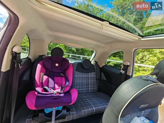 Білий Фіат 500, об'ємом двигуна 1.24 л та пробігом 42 тис. км за 10600 $, фото 4 на Automoto.ua