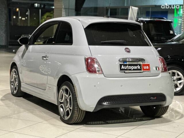 Білий Фіат 500, об'ємом двигуна 0 л та пробігом 80 тис. км за 9440 $, фото 6 на Automoto.ua