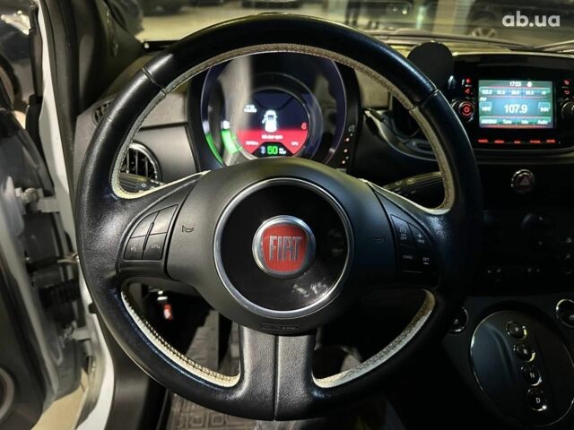 Білий Фіат 500, об'ємом двигуна 0 л та пробігом 80 тис. км за 9440 $, фото 16 на Automoto.ua