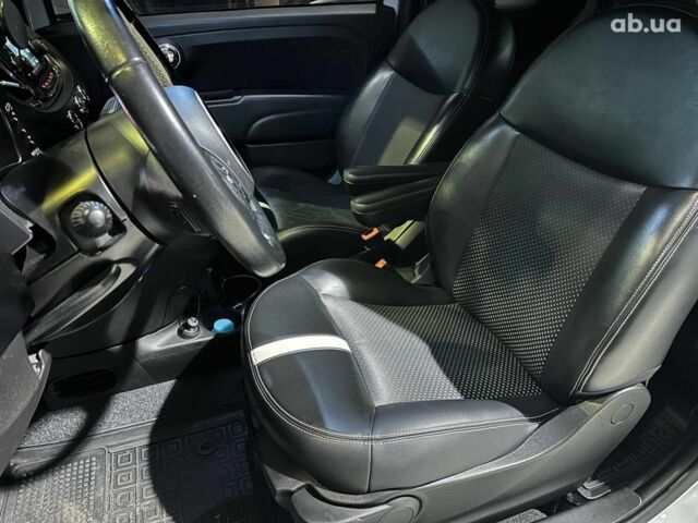 Білий Фіат 500, об'ємом двигуна 0 л та пробігом 80 тис. км за 9440 $, фото 15 на Automoto.ua