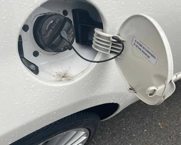 Белый Фиат 500, объемом двигателя 1.4 л и пробегом 48 тыс. км за 11500 $, фото 22 на Automoto.ua