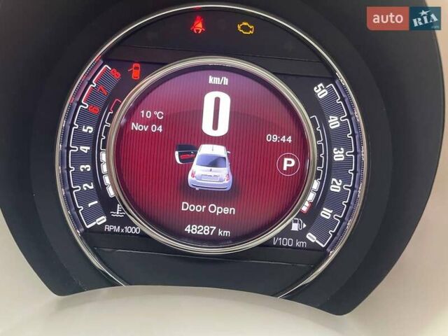 Белый Фиат 500, объемом двигателя 1.4 л и пробегом 48 тыс. км за 11500 $, фото 14 на Automoto.ua