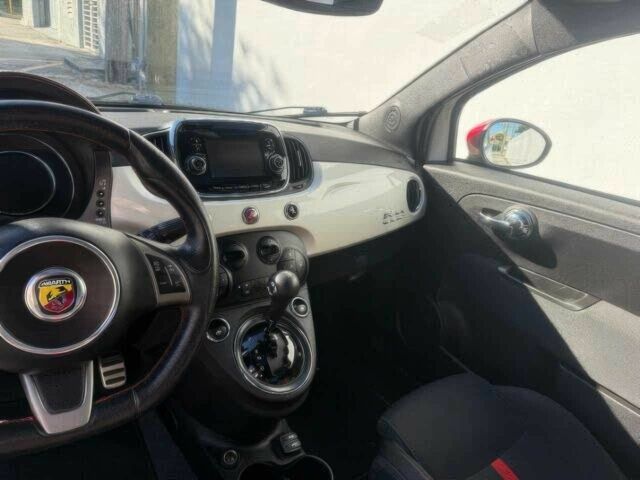 Білий Фіат 500, об'ємом двигуна 1.4 л та пробігом 57 тис. км за 3000 $, фото 7 на Automoto.ua