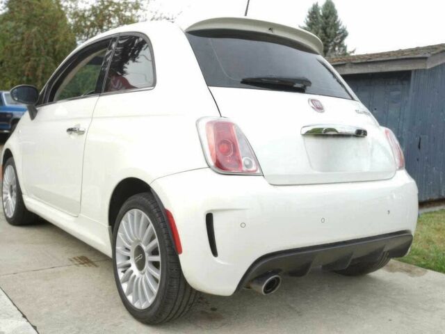 Белый Фиат 500, объемом двигателя 1.4 л и пробегом 37 тыс. км за 7000 $, фото 3 на Automoto.ua