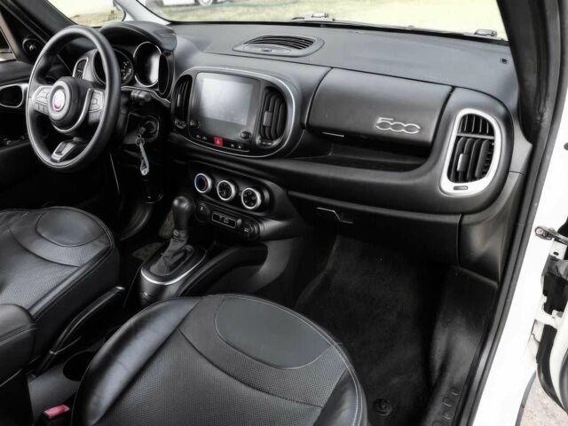 Белый Фиат 500, объемом двигателя 1.4 л и пробегом 34 тыс. км за 5000 $, фото 7 на Automoto.ua