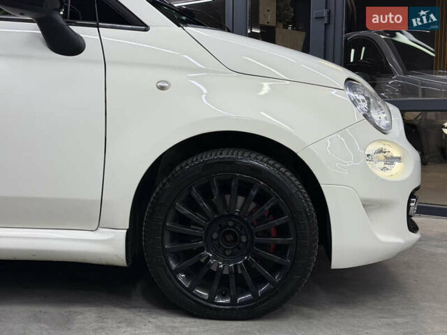 Белый Фиат 500, объемом двигателя 1.37 л и пробегом 42 тыс. км за 9200 $, фото 4 на Automoto.ua