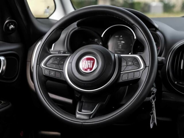 Белый Фиат 500, объемом двигателя 1.4 л и пробегом 34 тыс. км за 5000 $, фото 10 на Automoto.ua