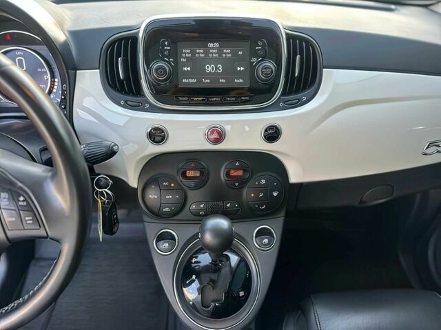 Білий Фіат 500, об'ємом двигуна 1.4 л та пробігом 44 тис. км за 3700 $, фото 6 на Automoto.ua