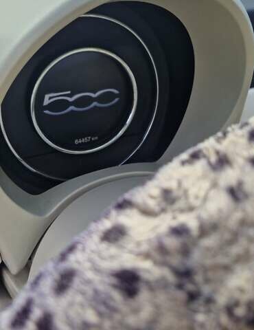 Белый Фиат 500, объемом двигателя 1.2 л и пробегом 65 тыс. км за 11000 $, фото 3 на Automoto.ua