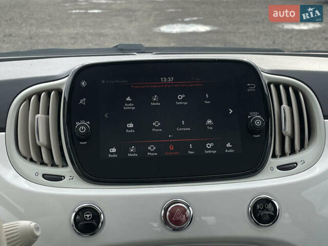 Белый Фиат 500, объемом двигателя 1.2 л и пробегом 97 тыс. км за 9300 $, фото 44 на Automoto.ua