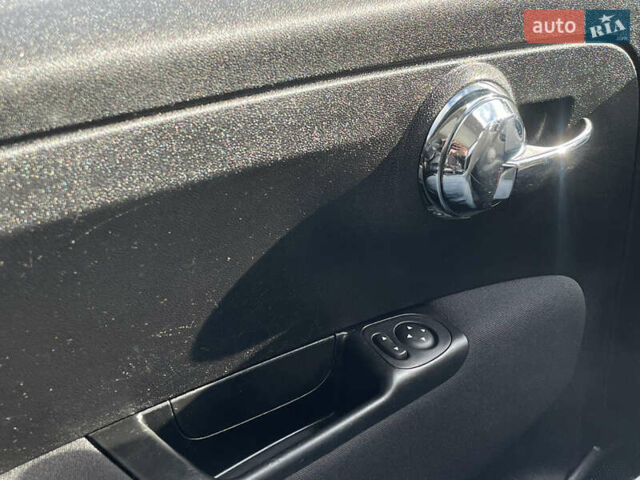 Белый Фиат 500, объемом двигателя 1.2 л и пробегом 97 тыс. км за 9300 $, фото 33 на Automoto.ua