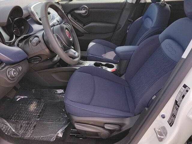 Белый Фиат 500, объемом двигателя 1.3 л и пробегом 11 тыс. км за 1800 $, фото 6 на Automoto.ua