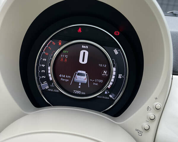 Белый Фиат 500, объемом двигателя 1.24 л и пробегом 7 тыс. км за 14700 $, фото 12 на Automoto.ua