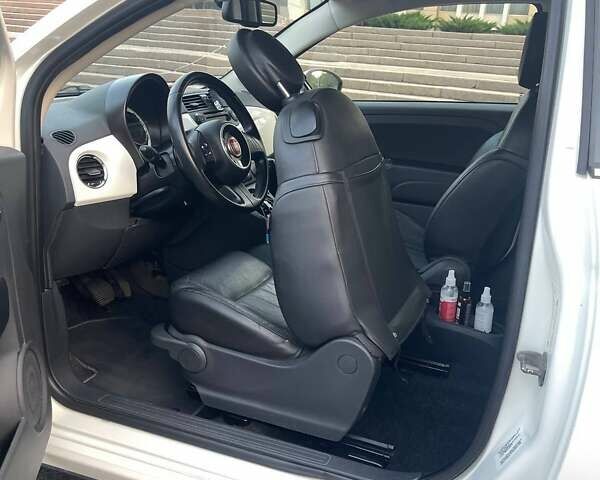 Белый Фиат 500, объемом двигателя 1.37 л и пробегом 158 тыс. км за 7500 $, фото 9 на Automoto.ua