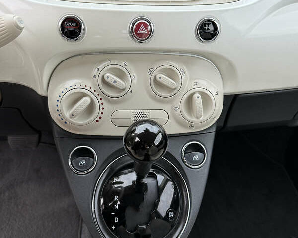 Белый Фиат 500, объемом двигателя 1.4 л и пробегом 68 тыс. км за 12000 $, фото 10 на Automoto.ua