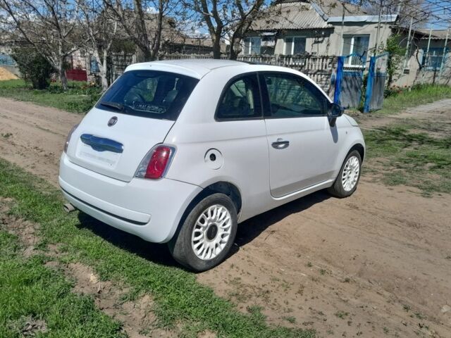 Белый Фиат 500, объемом двигателя 1.4 л и пробегом 66 тыс. км за 3300 $, фото 5 на Automoto.ua