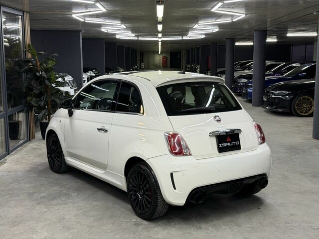 Белый Фиат 500, объемом двигателя 1.4 л и пробегом 42 тыс. км за 9200 $, фото 8 на Automoto.ua