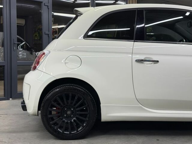 Белый Фиат 500, объемом двигателя 1.4 л и пробегом 42 тыс. км за 9200 $, фото 13 на Automoto.ua