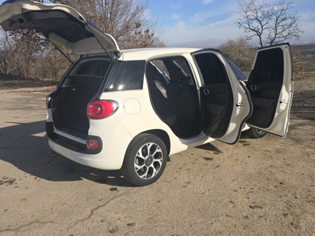 Белый Фиат 500, объемом двигателя 1.4 л и пробегом 222 тыс. км за 7749 $, фото 5 на Automoto.ua