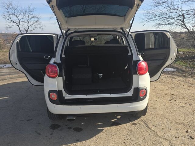 Белый Фиат 500, объемом двигателя 1.4 л и пробегом 222 тыс. км за 7749 $, фото 6 на Automoto.ua