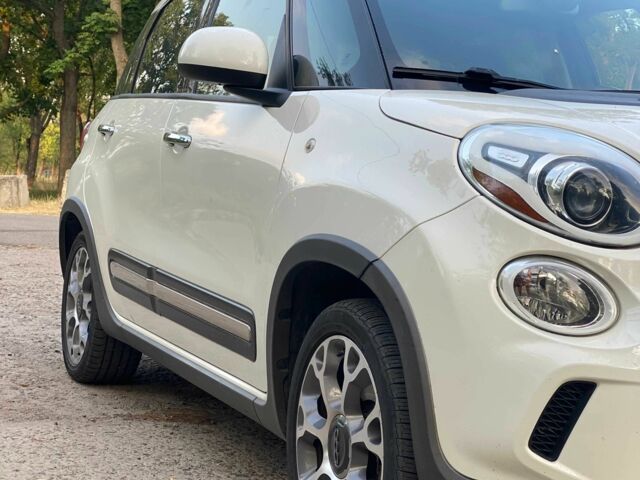 Белый Фиат 500, объемом двигателя 1.4 л и пробегом 103 тыс. км за 8299 $, фото 2 на Automoto.ua