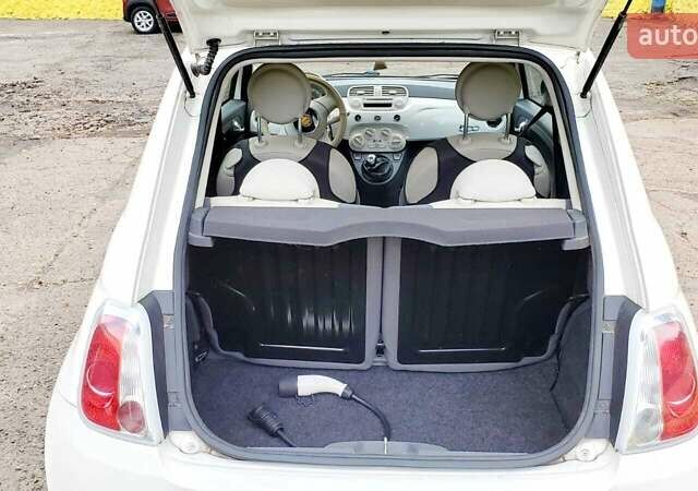 Білий Фіат 500, об'ємом двигуна 0 л та пробігом 55 тис. км за 4900 $, фото 4 на Automoto.ua