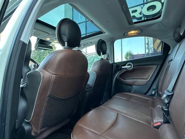 Білий Фіат 500, об'ємом двигуна 2.4 л та пробігом 185 тис. км за 11000 $, фото 7 на Automoto.ua