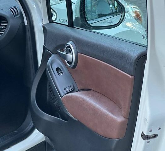 Білий Фіат 500, об'ємом двигуна 2.4 л та пробігом 185 тис. км за 11000 $, фото 6 на Automoto.ua