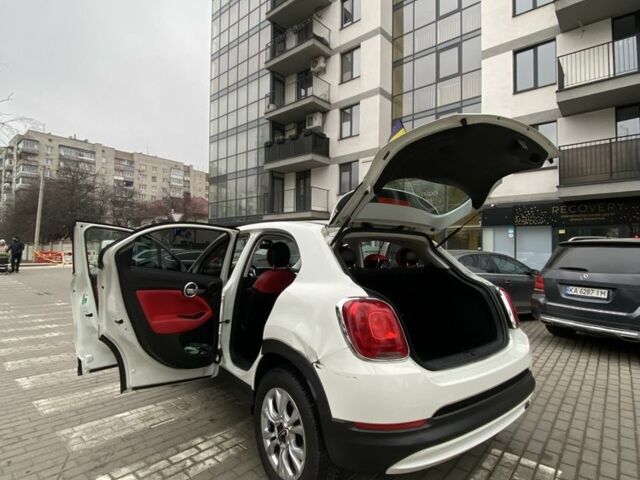 Белый Фиат 500, объемом двигателя 2.4 л и пробегом 147 тыс. км за 11500 $, фото 5 на Automoto.ua