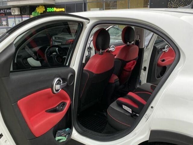 Белый Фиат 500, объемом двигателя 2.4 л и пробегом 147 тыс. км за 11500 $, фото 11 на Automoto.ua