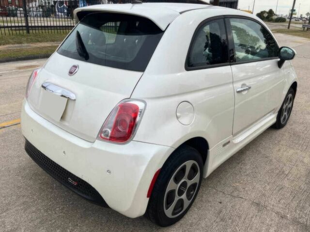 Білий Фіат 500, об'ємом двигуна 0 л та пробігом 70 тис. км за 5000 $, фото 5 на Automoto.ua