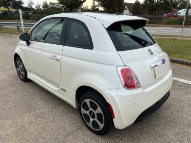 Білий Фіат 500, об'ємом двигуна 0 л та пробігом 70 тис. км за 5000 $, фото 7 на Automoto.ua