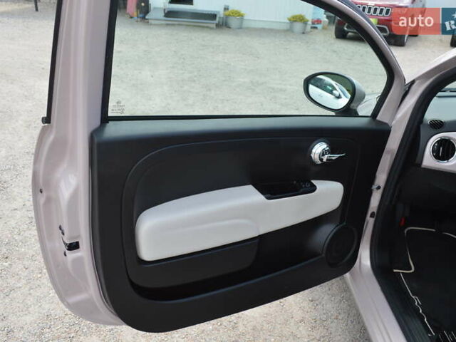 Бежевый Фиат 500, объемом двигателя 1.24 л и пробегом 36 тыс. км за 12800 $, фото 7 на Automoto.ua