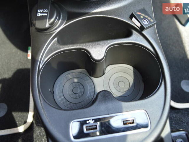 Бежевый Фиат 500, объемом двигателя 1.24 л и пробегом 36 тыс. км за 12800 $, фото 21 на Automoto.ua