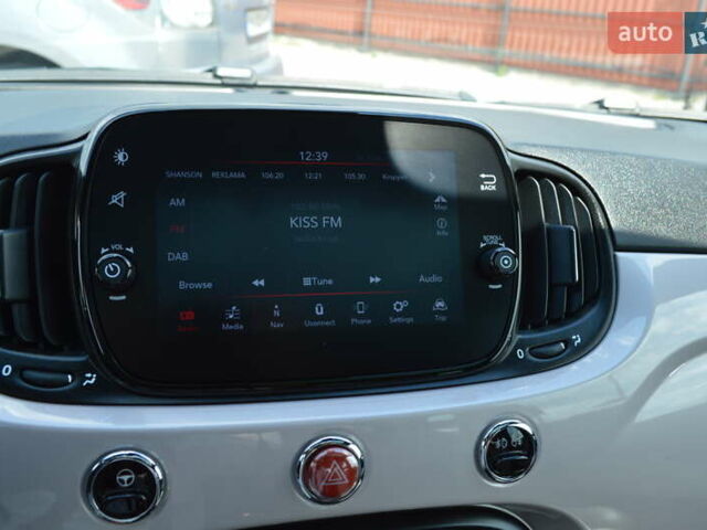 Бежевый Фиат 500, объемом двигателя 1.24 л и пробегом 36 тыс. км за 12800 $, фото 19 на Automoto.ua