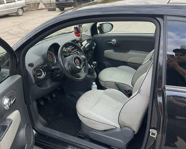 Черный Фиат 500, объемом двигателя 1.24 л и пробегом 235 тыс. км за 6600 $, фото 7 на Automoto.ua