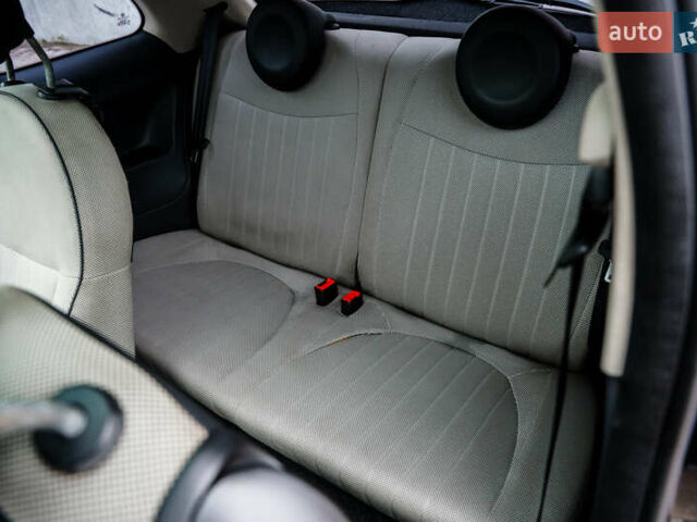 Черный Фиат 500, объемом двигателя 1.24 л и пробегом 180 тыс. км за 6800 $, фото 9 на Automoto.ua