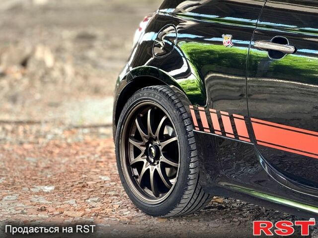 Фиат 500 2012 в Одессе на Automoto.ua Черный Фиат 500, объемом двигателя 1.4 л и пробегом 121 тыс. км за 8700 $, фото 6 на Automoto.ua