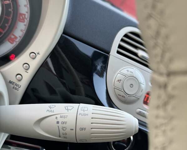 Черный Фиат 500, объемом двигателя 1.37 л и пробегом 138 тыс. км за 8500 $, фото 40 на Automoto.ua