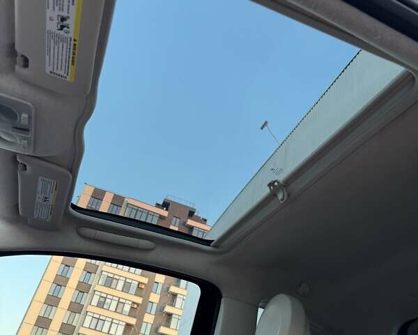 Черный Фиат 500, объемом двигателя 1.37 л и пробегом 138 тыс. км за 8500 $, фото 30 на Automoto.ua