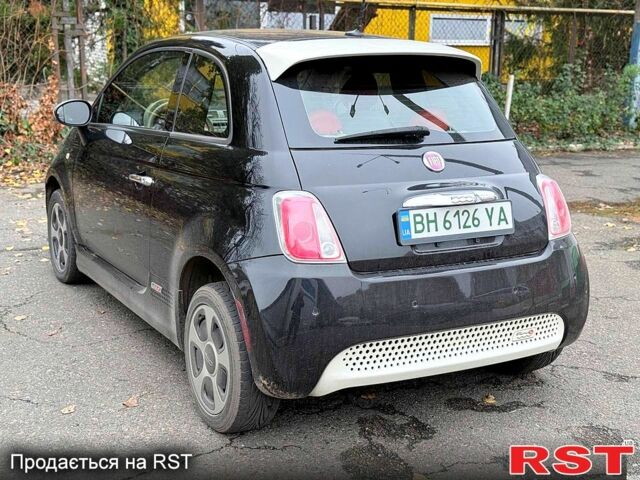 Черный Фиат 500, объемом двигателя 0 л и пробегом 97 тыс. км за 5999 $, фото 4 на Automoto.ua