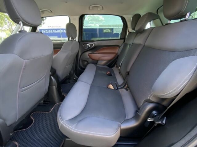 Черный Фиат 500, объемом двигателя 1.4 л и пробегом 249 тыс. км за 7300 $, фото 5 на Automoto.ua