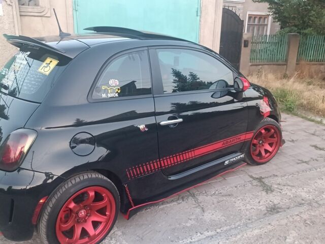 Черный Фиат 500, объемом двигателя 1.4 л и пробегом 115 тыс. км за 10500 $, фото 3 на Automoto.ua