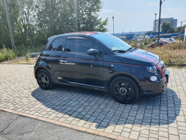 Черный Фиат 500, объемом двигателя 0 л и пробегом 140 тыс. км за 4999 $, фото 2 на Automoto.ua