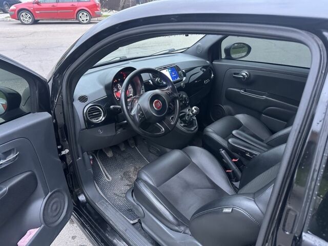 Чорний Фіат 500, об'ємом двигуна 1.4 л та пробігом 190 тис. км за 6500 $, фото 3 на Automoto.ua