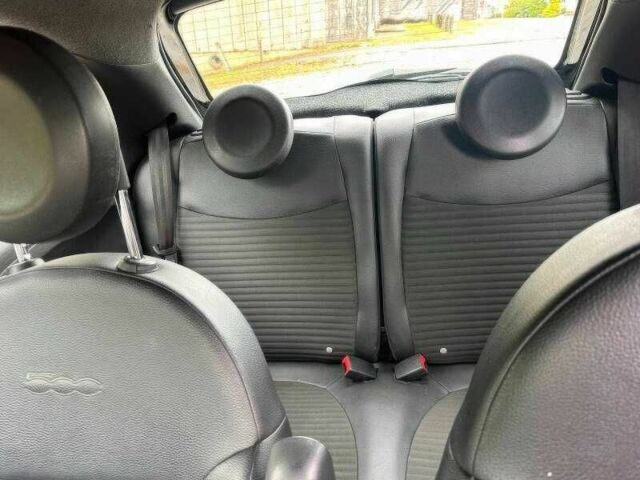 Черный Фиат 500, объемом двигателя 1.4 л и пробегом 119 тыс. км за 3000 $, фото 13 на Automoto.ua