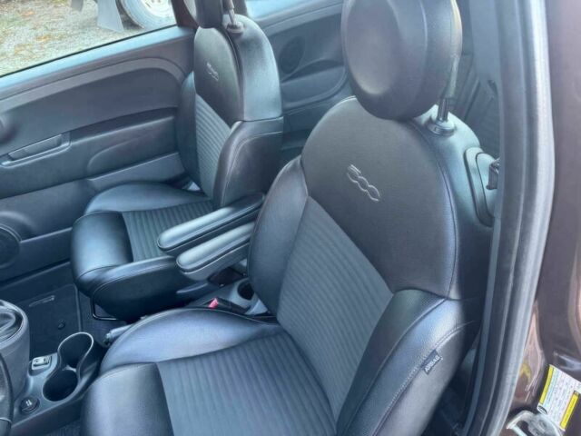 Черный Фиат 500, объемом двигателя 1.4 л и пробегом 78 тыс. км за 5500 $, фото 9 на Automoto.ua